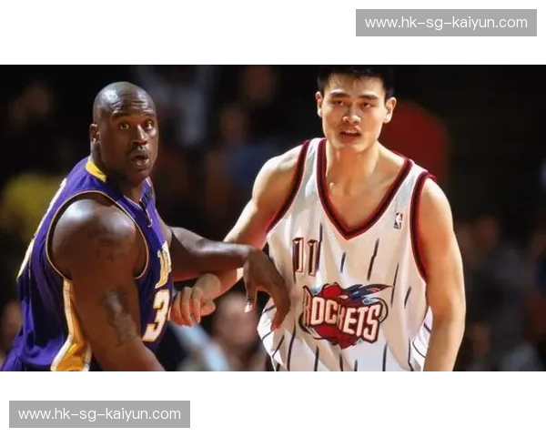 巨兽时代的终极挽歌：当奥尼尔遇见姚明，那是篮球灵魂的最后一次咆哮